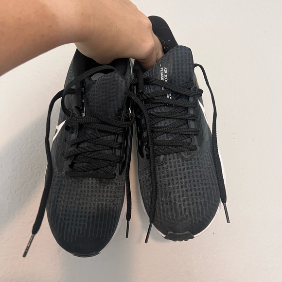 Nike Pegasus 8.5 - Picture 3 of 3